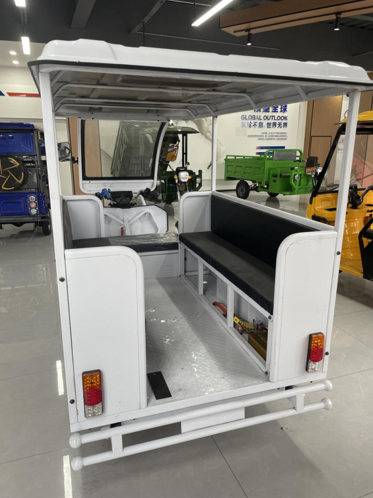 tuktuk Electric 3 Wheel Motorcycle – 1.1M Electric Loader – 800W PMSM Motor, EEC Certified, Open Cargo Bed, 50-70km/h, 175kg Payload, Steel Frame - Gallery Image