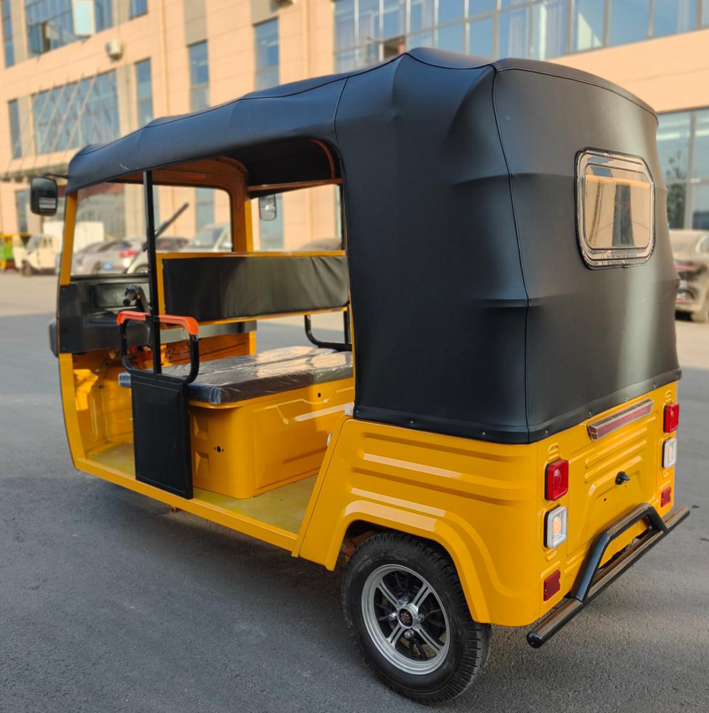 tuktuk Electric 3 Wheel Motorcycle – Double Row Face-to-Face 6+1 – 2000W PMSM, 6 Passengers Facing Seats, 50km/h, 60-72V Lithium-Ion Battery-5 - Gallery Image