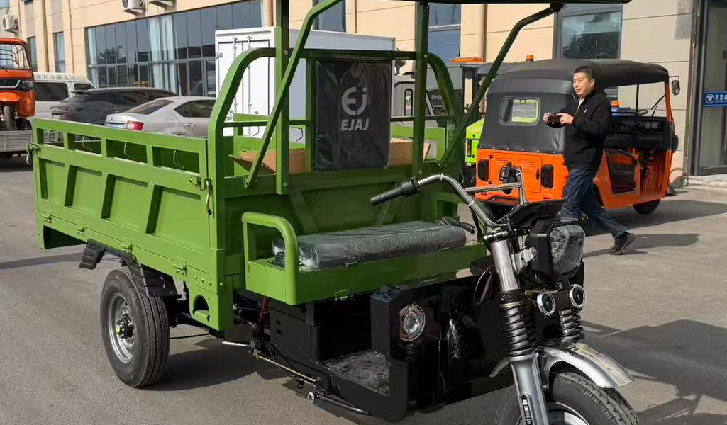 tuktuk Electric 3 Wheel Motorcycle -Loader 3.0 Super Heavy Duty – 8000W, 3000kg, 60km/h-21